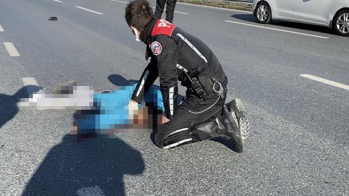 Köpeği kurtarmak isterken araba çarpan çocuk yaşam mücadelesini kaybetti