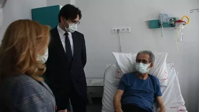 Son dakika haber... Muğla Eğitim ve Araştırma Hastanesi Organ Nakli Merkezinde ilk böbrek nakli gerçekleştirildi Son dakika haber... Muğla Eğitim ve Araştırma Hastanesi Organ Nakli Merkezinde ilk böbrek nakli gerçekleştirildi