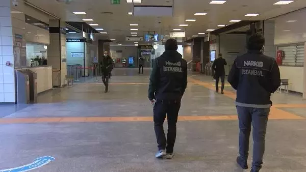 Narkotik polisleri, 'En İyi Narkotik Polisi Anne' projesini vatandaşa anlattı Narkotik polisleri, 'En İyi Narkotik Polisi Anne' projesini vatandaşa anlattı