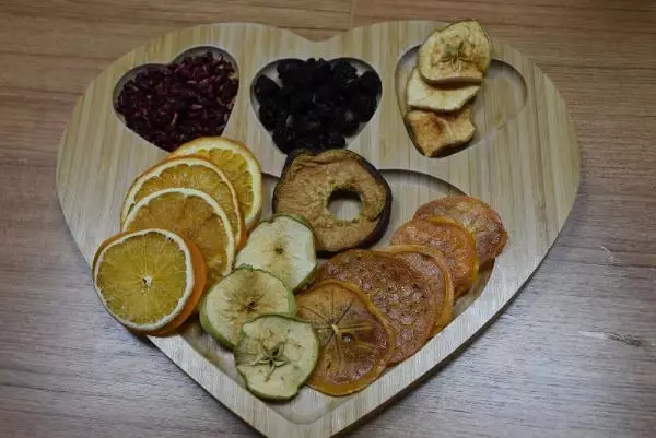 Niğde'de kurutulan yaş sebze ve meyveler yurt dışına ihraç ediliyor Niğde'de kurutulan yaş sebze ve meyveler yurt dışına ihraç ediliyor