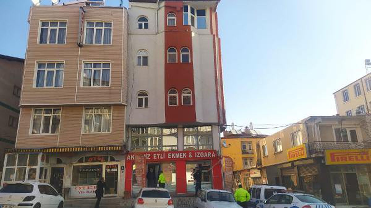 Öğretmen, otel odasında ölü bulundu