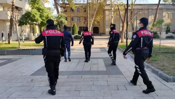 Osmaniye'de polisten koronavirüs denetimi Osmaniye'de polisten koronavirüs denetimi