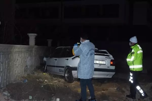 Otomobil duvara çarptı: 1 ölü Otomobil duvara çarptı: 1 ölü