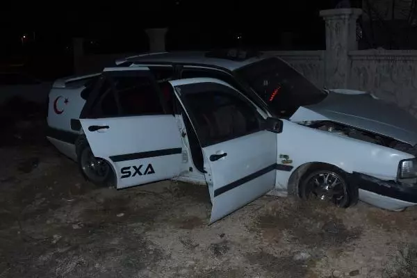 Otomobil duvara çarptı: 1 ölü Otomobil duvara çarptı: 1 ölü