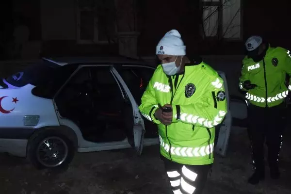 Otomobil duvara çarptı: 1 ölü Otomobil duvara çarptı: 1 ölü