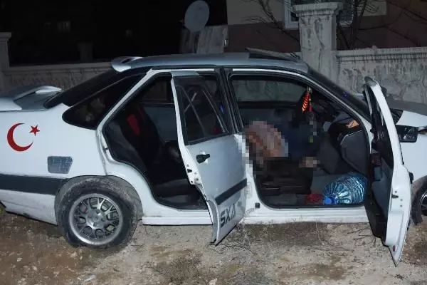 Otomobil duvara çarptı: 1 ölü Otomobil duvara çarptı: 1 ölü