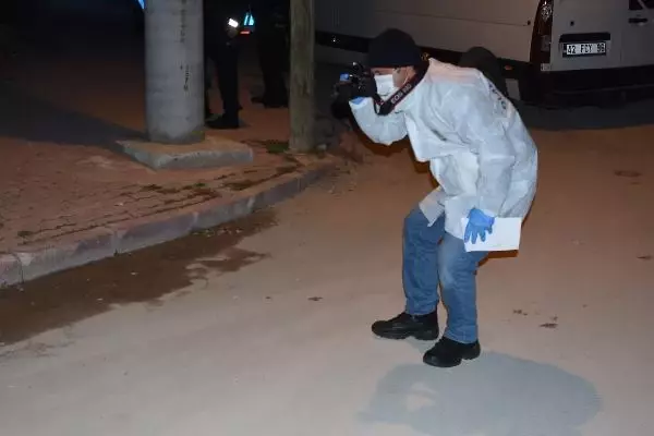 Otomobil duvara çarptı: 1 ölü Otomobil duvara çarptı: 1 ölü
