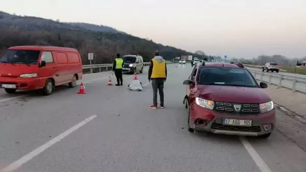 ÇANAKKALE - Otomobilin çarptığı elektrikli bisiklet sürücüsü yaşamını yitirdi ÇANAKKALE - Otomobilin çarptığı elektrikli bisiklet sürücüsü yaşamını yitirdi