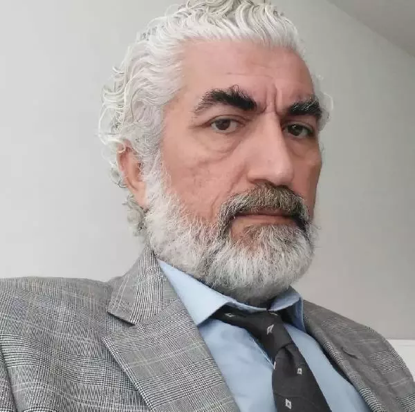 Pendik'te dambıllı vahşet: Boşanma aşamasındaki karısını öldürdü (1) Pendik'te dambıllı vahşet: Boşanma aşamasındaki karısını öldürdü (1)