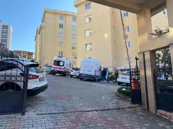 Pendik'te dambıllı vahşet: Boşanma aşamasındaki karısını öldürdü (1) Pendik'te dambıllı vahşet: Boşanma aşamasındaki karısını öldürdü (1)