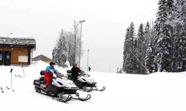 Putin ile Lukaşenko'dan kar motosikletli diplomasi Putin ile Lukaşenko'dan kar motosikletli diplomasi