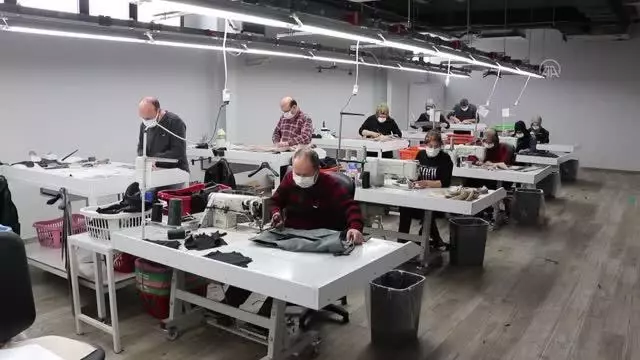 Safranbolu'da üretilen deri kıyafetler, dünyanın dört bir yanına gönderiliyor Safranbolu'da üretilen deri kıyafetler, dünyanın dört bir yanına gönderiliyor