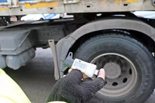 Son dakika haberi | Samsun'da kış lastiğine sıkı denetim Son dakika haberi | Samsun'da kış lastiğine sıkı denetim