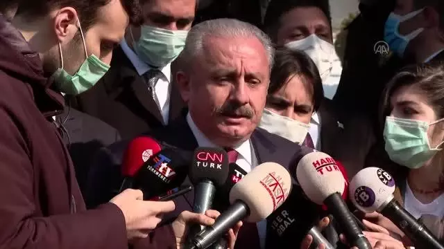TBMM Başkanı Şentop, gazetecilerin gündeme ilişkin sorularını yanıtladı Açıklaması TBMM Başkanı Şentop, gazetecilerin gündeme ilişkin sorularını yanıtladı Açıklaması