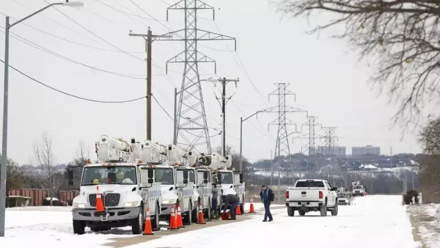 Teksas: ABD'de 11 yaşındaki çocuk donarak öldü, ailesi elektrik şirketlerine 100 milyon dolarlık dava açtı Teksas: ABD'de 11 yaşındaki çocuk donarak öldü, ailesi elektrik şirketlerine 100 milyon dolarlık dava açtı