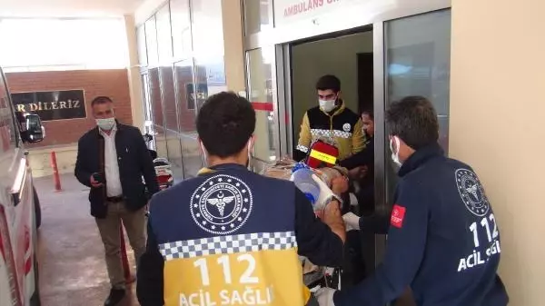 Son dakika haberleri... Tel Abyad'a teröristlerden roketli saldırı: 2 şehit, 7 yaralı Son dakika haberleri... Tel Abyad'a teröristlerden roketli saldırı: 2 şehit, 7 yaralı