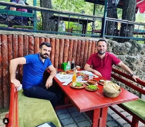 Tokkal ailesinin katil zanlısı Boğa'nın, PKK'lı teröristlerin mezarlığında fotoğrafı çıktı Tokkal ailesinin katil zanlısı Boğa'nın, PKK'lı teröristlerin mezarlığında fotoğrafı çıktı