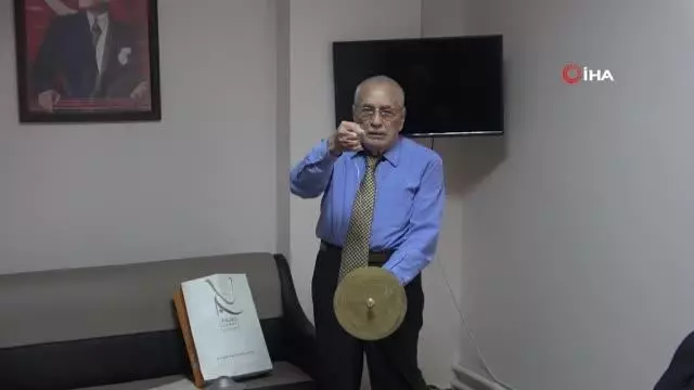 Ufo tasarlayan Fevzi dede ömrünü Türkiye'nin ilk uzay projesine adadı Ufo tasarlayan Fevzi dede ömrünü Türkiye'nin ilk uzay projesine adadı