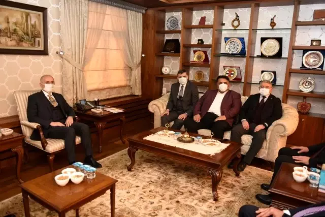 Ulaştırma ve Altyapı Bakanı Adil Karaismailoğlu;'Ömrümüzü halkımıza vakfettik, hedeflerimize ulaşana kadar uykuyu kendimize haram ettik' Ulaştırma ve Altyapı Bakanı Adil Karaismailoğlu;'Ömrümüzü halkımıza vakfettik, hedeflerimize ulaşana kadar uykuyu kendimize haram ettik'
