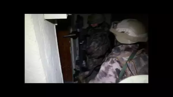 500 polisle suç örgütü operasyonu: 57 gözaltı 500 polisle suç örgütü operasyonu: 57 gözaltı