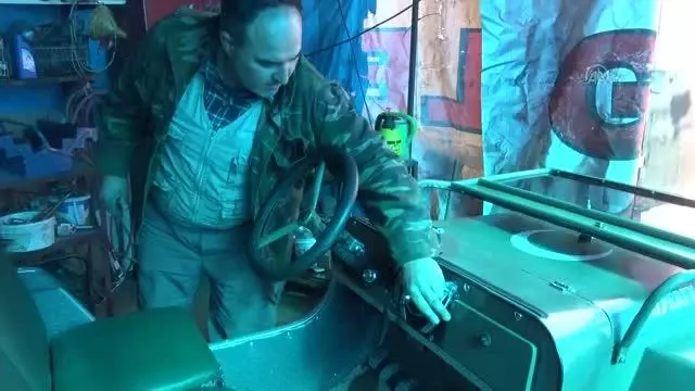 AFYONKARAHİSAR - Motosiklet tamircisi, atık malzemelerden mini cip yaptı AFYONKARAHİSAR - Motosiklet tamircisi, atık malzemelerden mini cip yaptı