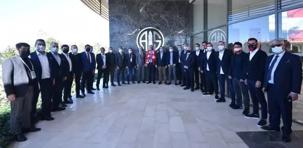 Antalyaspor'un yeni başkanı Mustafa Yılmaz oldu Antalyaspor'un yeni başkanı Mustafa Yılmaz oldu