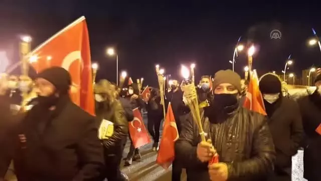 Ardahan'ın düşman işgalinden kurtuluşunun 100. yıl dönümünde meşaleli yürüyüş yapıldı