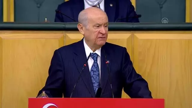 Bahçeli: 'Başkalarının evlatlarını siyasal ihtirasları için kavgaya yönlendirenler kirli zihniyetlerdir' Bahçeli: 'Başkalarının evlatlarını siyasal ihtirasları için kavgaya yönlendirenler kirli zihniyetlerdir'