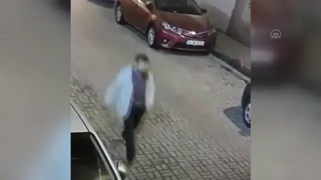 Bayrampaşa'da motosiklet çalan şüpheli yakalandı Bayrampaşa'da motosiklet çalan şüpheli yakalandı