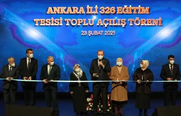 Cumhurbaşkanı Erdoğan: 20 bin öğretmenimizin atamasını yapacağız Cumhurbaşkanı Erdoğan: 20 bin öğretmenimizin atamasını yapacağız