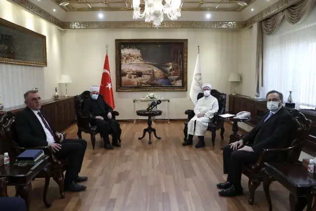 Diyanet İşleri Başkanı Erbaş, Kuzey Makedonya İslam Birliği Başkanı Fetahu'yu kabul etti Diyanet İşleri Başkanı Erbaş, Kuzey Makedonya İslam Birliği Başkanı Fetahu'yu kabul etti