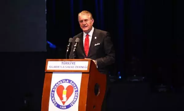 Doç. Dr. Mustafa Aydın'dan 'zincir marketler' düzenlemesine ilişkin açıklama Doç. Dr. Mustafa Aydın'dan 'zincir marketler' düzenlemesine ilişkin açıklama