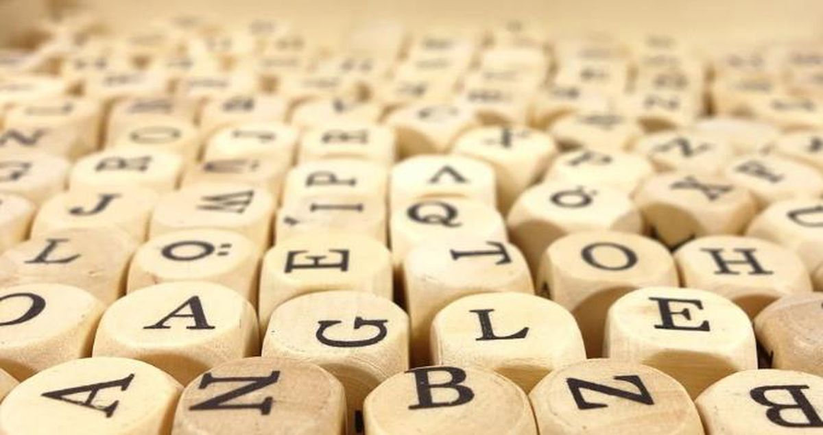 Edat nedir? Edat bağlaç nedir? Edat örnekleri! Edat ve bağlaç ayrımı!