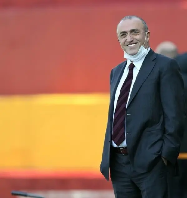 Galatasaray'da Feghouli'den iyi haber Galatasaray'da Feghouli'den iyi haber
