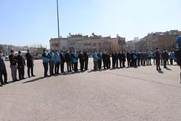 Son dakika... Gaziantep'ten, Suriye'ye 4 TIR yardım gönderildi Son dakika... Gaziantep'ten, Suriye'ye 4 TIR yardım gönderildi