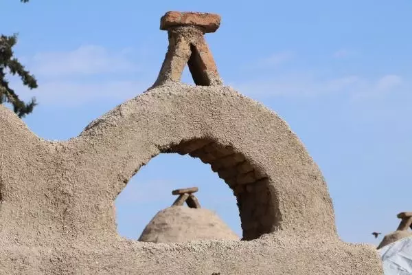 Harran'ın konik kubbeli evleri, özelliğiyle dikkat çekiyor Harran'ın konik kubbeli evleri, özelliğiyle dikkat çekiyor