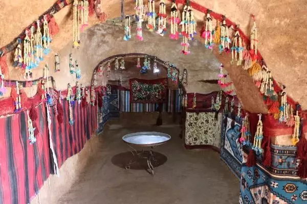 Harran'ın konik kubbeli evleri, özelliğiyle dikkat çekiyor Harran'ın konik kubbeli evleri, özelliğiyle dikkat çekiyor