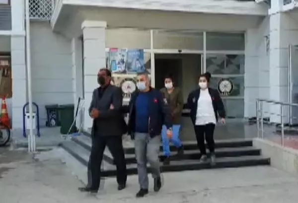 Son dakika haberleri: Hırsızlık şüphelileri güvenlik kameralarından yakalandı Son dakika haberleri: Hırsızlık şüphelileri güvenlik kameralarından yakalandı