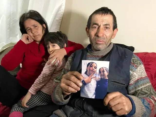 Kız kardeşler bir anda sırra kadem bastı Kız kardeşler bir anda sırra kadem bastı
