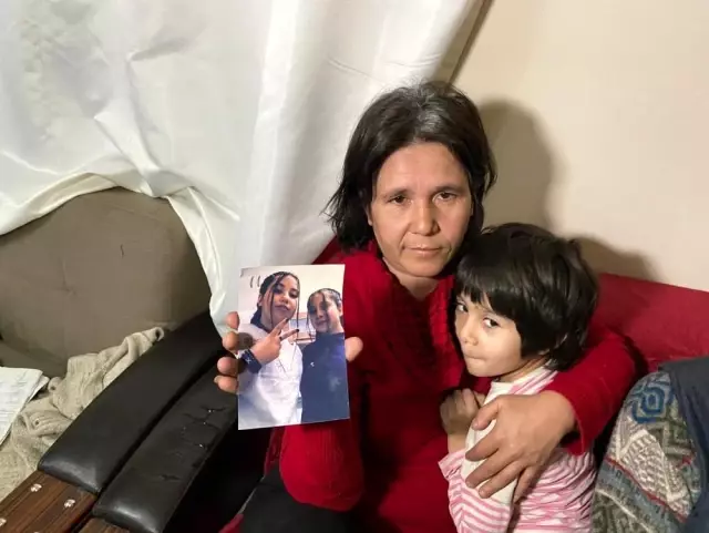 Kız kardeşler bir anda sırra kadem bastı Kız kardeşler bir anda sırra kadem bastı