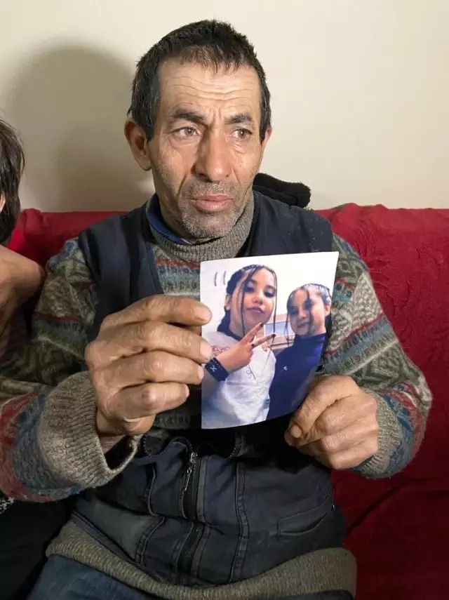 Kız kardeşler bir anda sırra kadem bastı Kız kardeşler bir anda sırra kadem bastı
