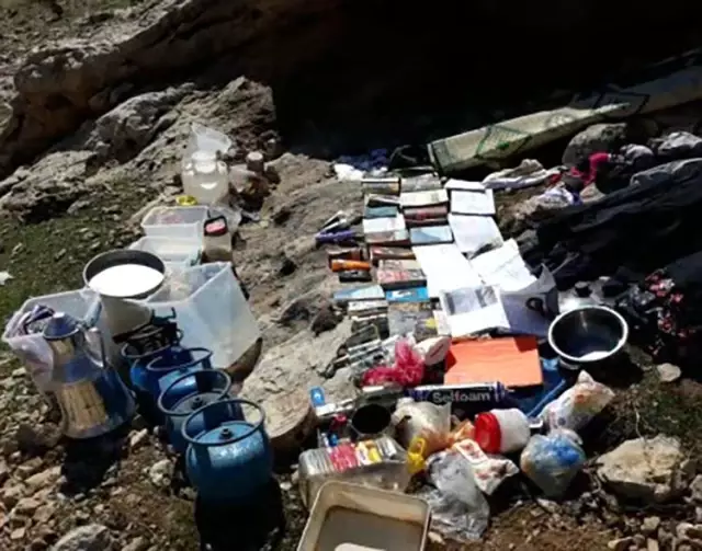 Son dakika haberleri! PKK'lı teröristlerin kullandığı 11 sığınak ve depo kullanılamaz hale getirildi Son dakika haberleri! PKK'lı teröristlerin kullandığı 11 sığınak ve depo kullanılamaz hale getirildi