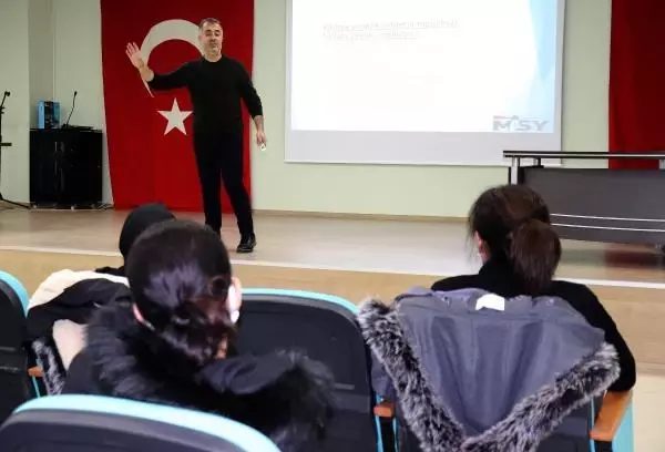 Midyat'ta kadınlara, 'şiddete karşı farkındalık' eğitimi Midyat'ta kadınlara, 'şiddete karşı farkındalık' eğitimi