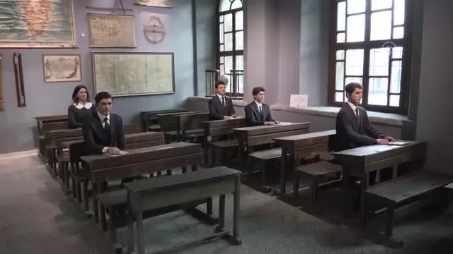 Son dakika... Milli mücadeledeki çocuk kahramanların 'Taş Mektep'i 470 bin ziyaretçi ağırladı Son dakika... Milli mücadeledeki çocuk kahramanların 'Taş Mektep'i 470 bin ziyaretçi ağırladı