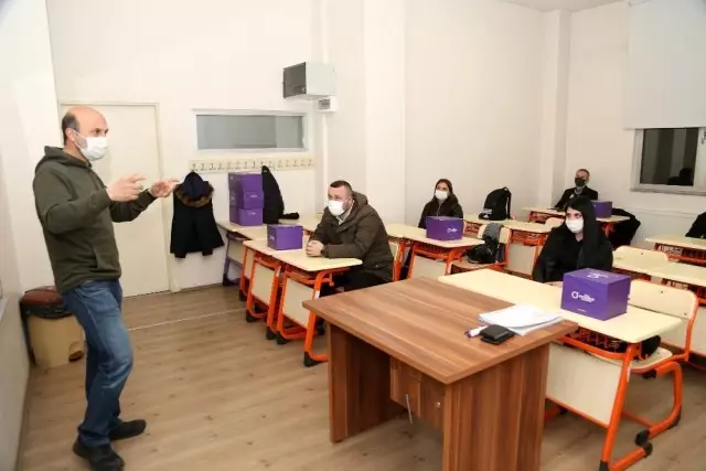 Ordu'da basın mensupları için 'diksiyon ve hitabet kursu' açıldı Ordu'da basın mensupları için 'diksiyon ve hitabet kursu' açıldı