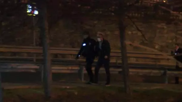 Polis denetiminden kaçan otomobil takla attı: 2 gözaltı Polis denetiminden kaçan otomobil takla attı: 2 gözaltı