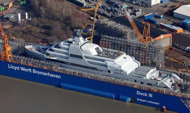 Roman Abramovic's new yacht worth 4.3 billion TL revealed