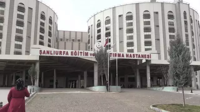 ŞANLIURFA - KOVİD-19 HASTALARI YAŞADIKLARINI ANLATIYOR - 'Loş ışığa bile bakamayacak duruma geldim' ŞANLIURFA - KOVİD-19 HASTALARI YAŞADIKLARINI ANLATIYOR - 'Loş ışığa bile bakamayacak duruma geldim'
