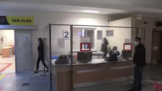 ŞANLIURFA - KOVİD-19 HASTALARI YAŞADIKLARINI ANLATIYOR - 'Loş ışığa bile bakamayacak duruma geldim' ŞANLIURFA - KOVİD-19 HASTALARI YAŞADIKLARINI ANLATIYOR - 'Loş ışığa bile bakamayacak duruma geldim'