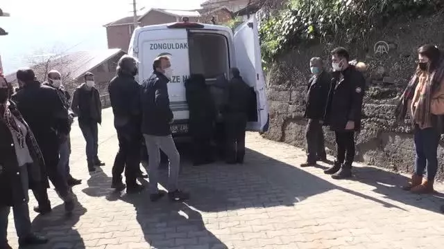 ZONGULDAK - AA Zonguldak muhabiri Ferdi Akıllı son yolculuğuna uğurlandı ZONGULDAK - AA Zonguldak muhabiri Ferdi Akıllı son yolculuğuna uğurlandı